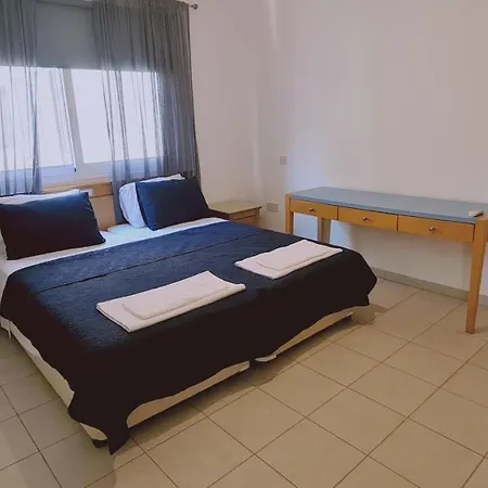 Nissi 86 - Luxcyservices *