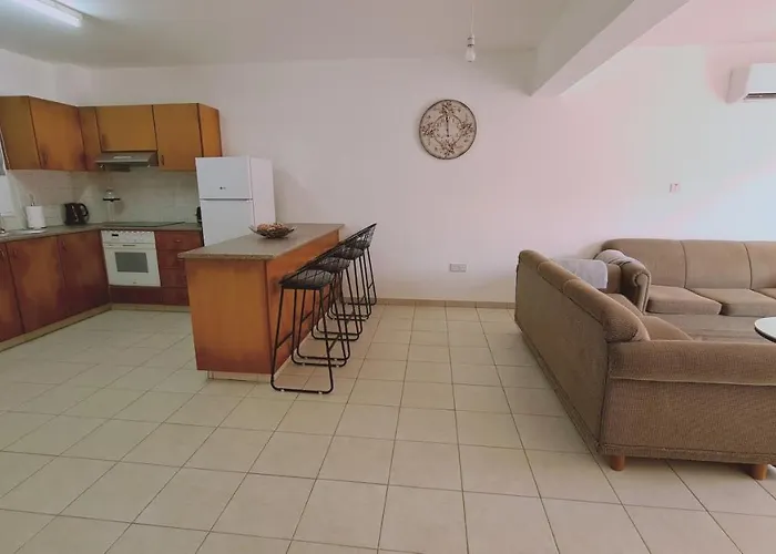 Nissi 86 - Luxcyservices * Aya Napa