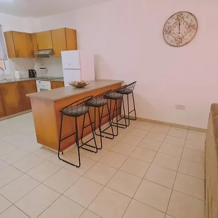 Nissi 86 - Luxcyservices Apartment *