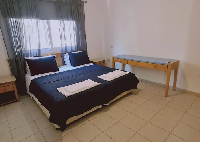 Nissi 86 - Luxcyservices *