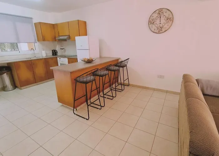 Nissi 86 - Luxcyservices Apartamento *